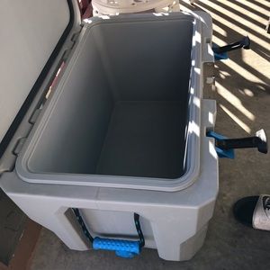 Lifetime Outdoors Cooler/ Great Condition!